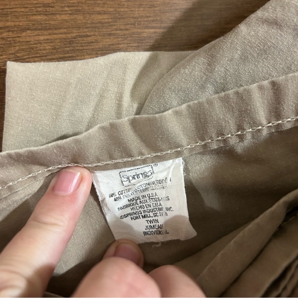 Vintage Springs twin sheets - Picture 2 of 3